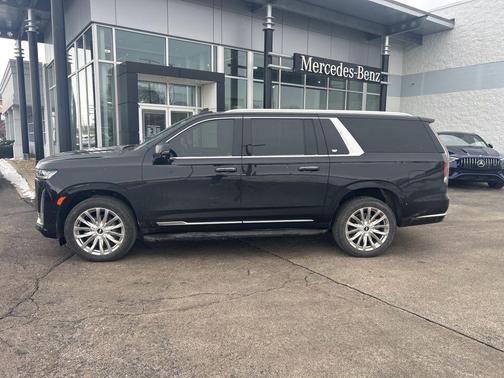 2024 Cadillac Escalade ESV Premium Luxury