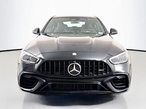 2024 Mercedes-Benz AMG C 63 S E Performance
