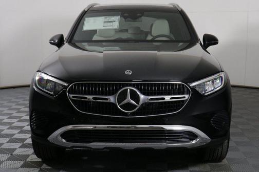 2025 Mercedes-Benz GLC 350e Base