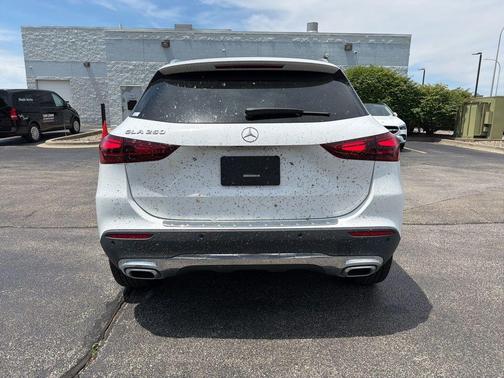 White 2025 Mercedes-Benz GLA 250 4MATIC