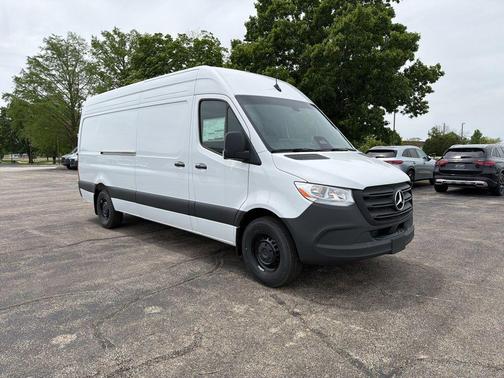White 2026 Mercedes-Benz Sprinter 2500 Cargo 170 WB
