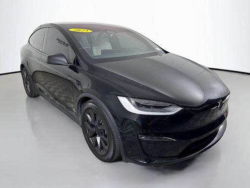 2023 Tesla Model X Standard Range