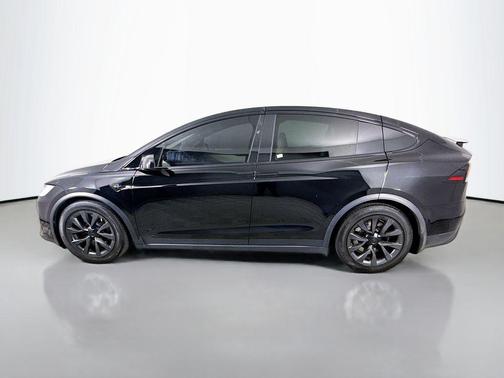 2023 Tesla Model X Standard Range