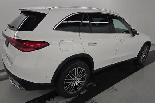 2024 Mercedes-Benz GLC 300 4MATIC