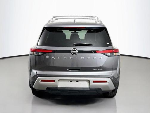 Gun Metallic 2025 Nissan Pathfinder SL 4WD