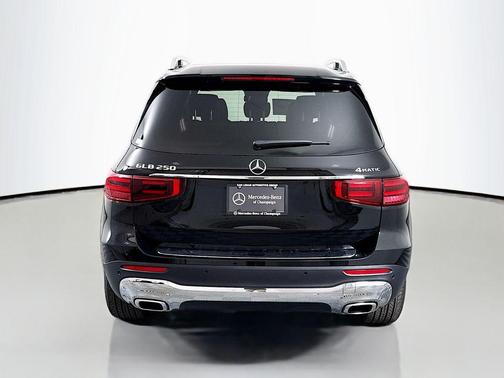 2026 Mercedes-Benz GLB 250 4MATIC