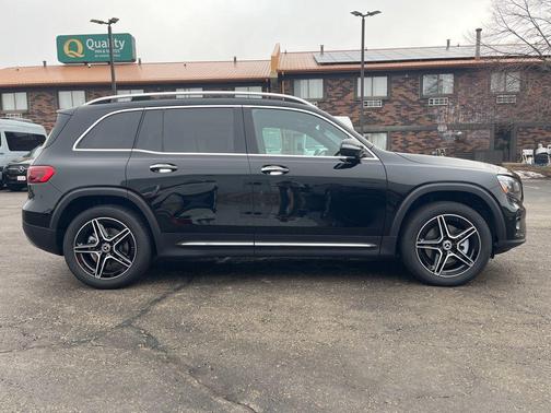 2026 Mercedes-Benz GLB 250 4MATIC