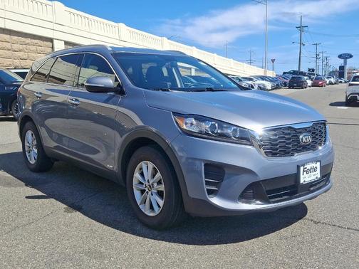 2020 Kia Sorento LX