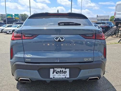 2023 INFINITI QX55 LUXE