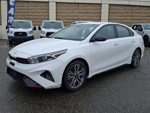 Snow White Pearl 2023 Kia Forte GT-Line