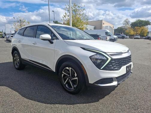 2023 Kia Sportage Hybrid LX