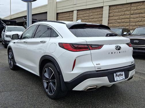 2023 INFINITI QX55 LUXE