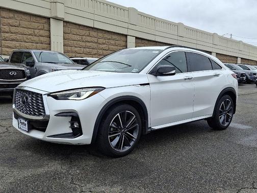 2023 INFINITI QX55 LUXE