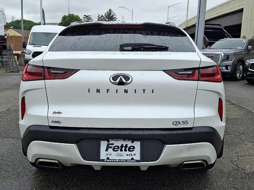 2023 INFINITI QX55 LUXE