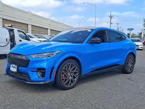 2022 Ford Mustang Mach-E GT