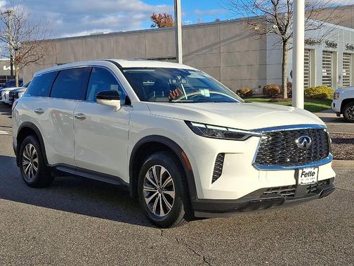 2023 INFINITI QX60 Pure