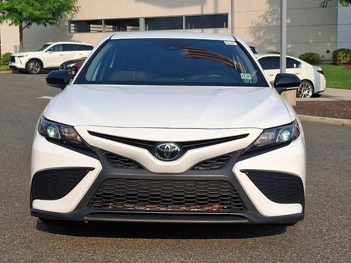 2024 Toyota Camry SE Nightshade