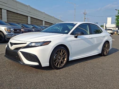 2024 Toyota Camry SE Nightshade