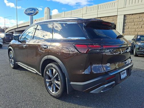 2022 INFINITI QX60 Luxe