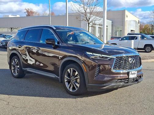 2022 INFINITI QX60 Luxe