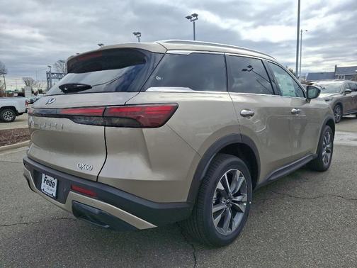 2025 INFINITI QX60 Luxe