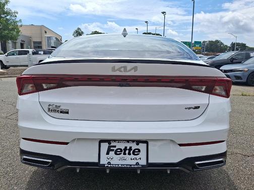 2022 Kia K5 GT-Line