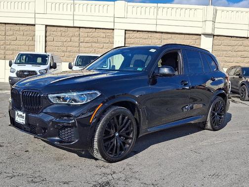 2022 BMW X5 M50i