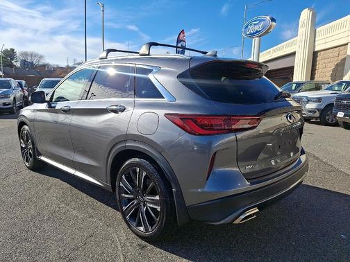 2022 INFINITI QX50 Luxe