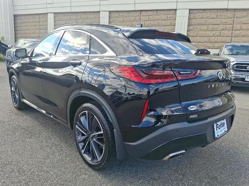 2023 INFINITI QX55 LUXE