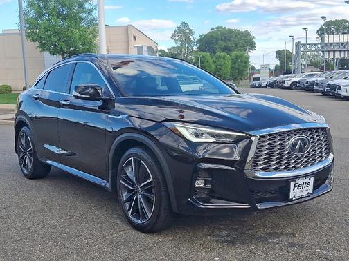 2023 INFINITI QX55 LUXE