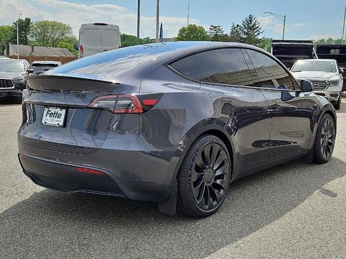 2022 Tesla Model Y Performance