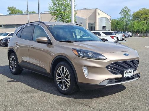 2020 Ford Escape SEL