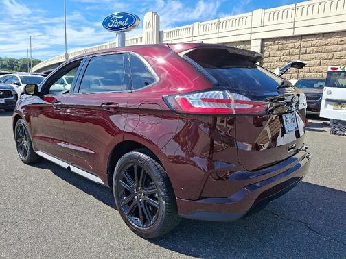 2022 Ford Edge ST-Line