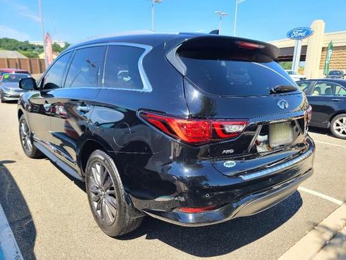 Photo 3 of 5 of 2020 INFINITI QX60 Luxe