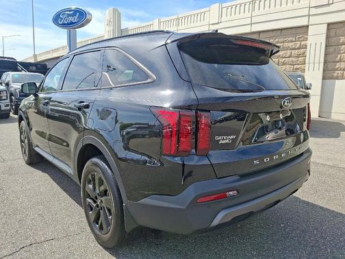 2021 Kia Sorento S