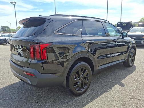 2021 Kia Sorento S