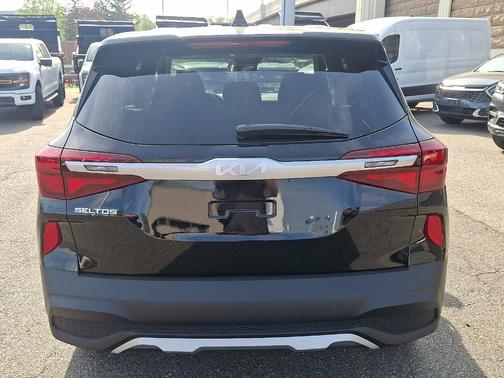 2023 Kia Seltos LX
