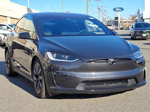 2024 Tesla Model X Base