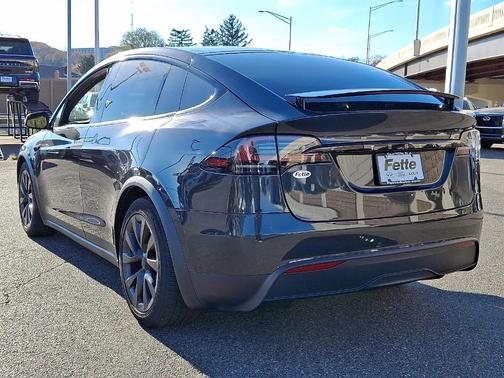 2024 Tesla Model X Base