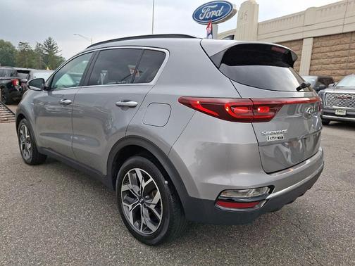 2022 Kia Sportage EX