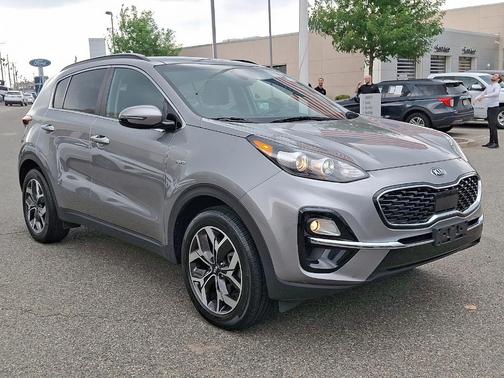 2022 Kia Sportage EX