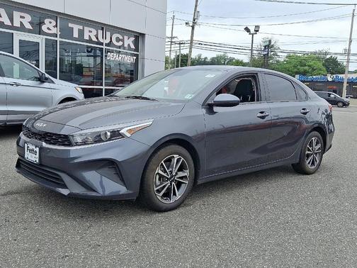 2022 Kia Forte LXS
