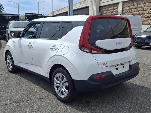 2022 Kia Soul LX