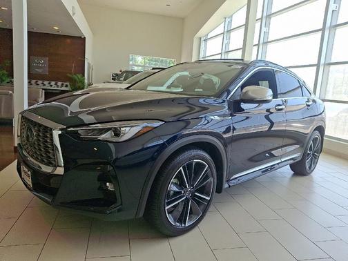 2025 INFINITI QX55 LUXE