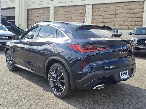 2025 INFINITI QX55 LUXE