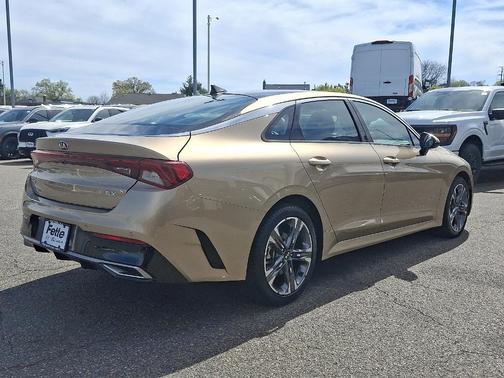 2021 Kia K5 EX