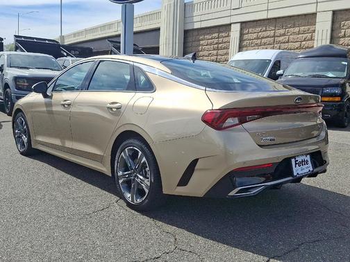 2021 Kia K5 EX