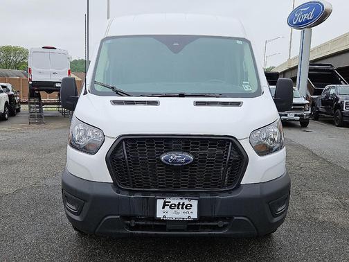 2024 Ford Transit-250 148 WB Medium Roof Cargo