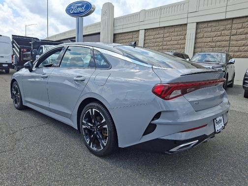 2022 Kia K5 GT-Line