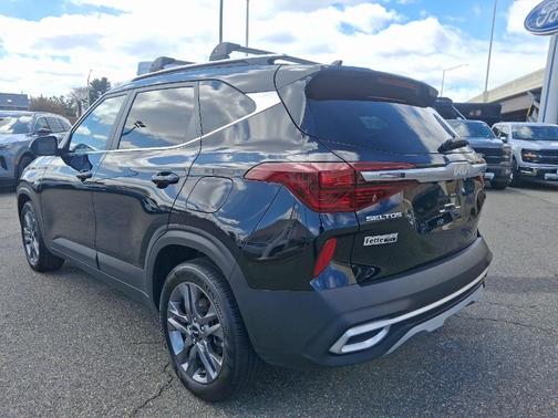 2022 Kia Seltos S
